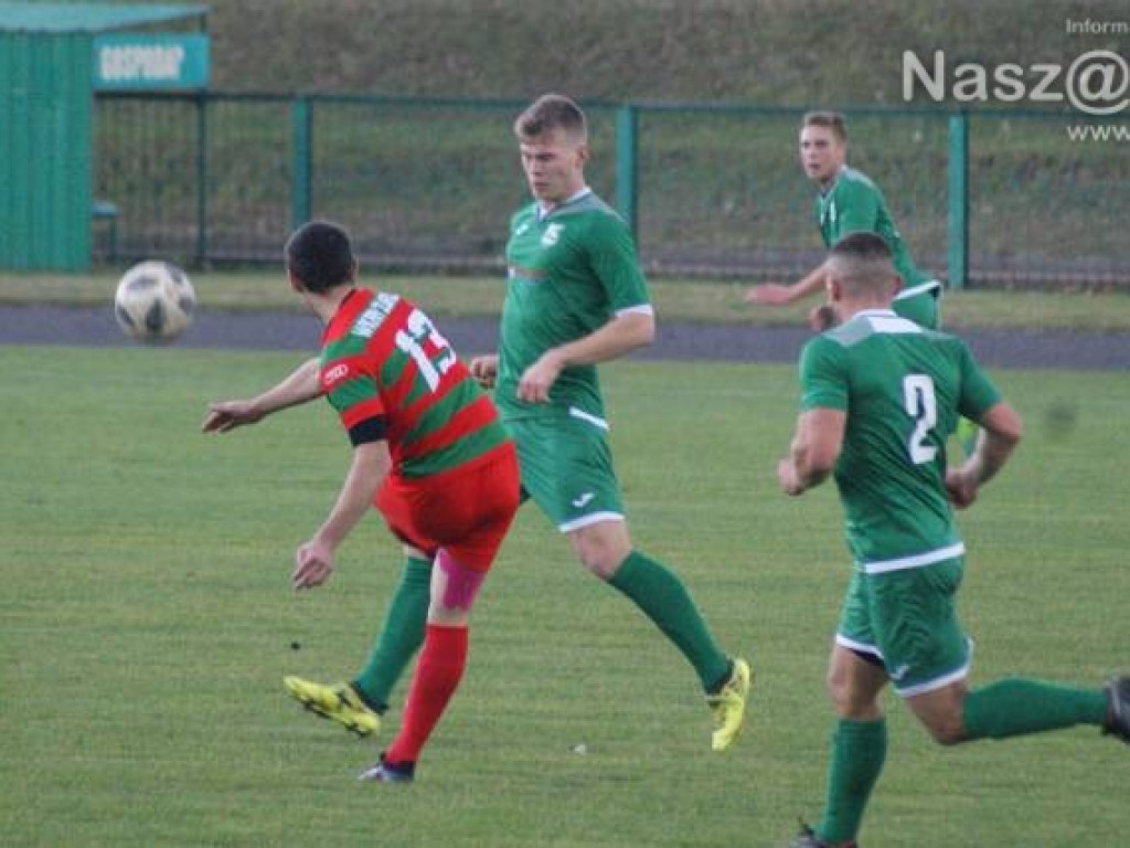 Derby dla Wkry. Czerwono w końcówce