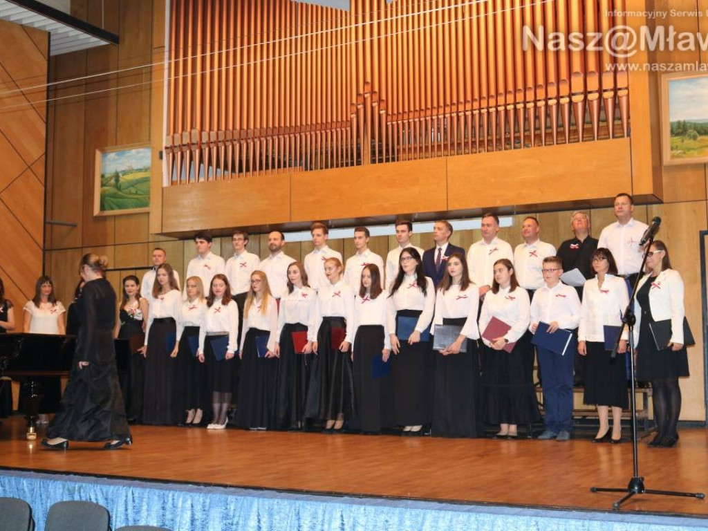 Patriotycznie w PSM. Na scenie uczniowie i pedagodzy