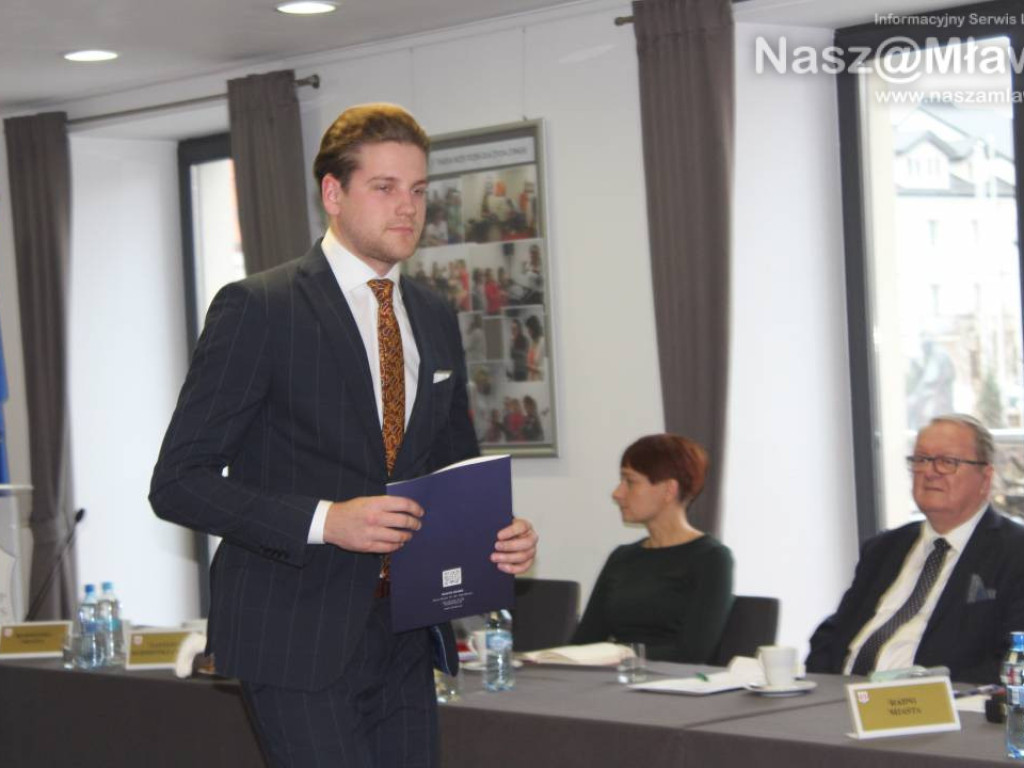 Inauguracyjna sesja Rady Miasta Mława. Wybrano przewodniczącego i dwóch wice