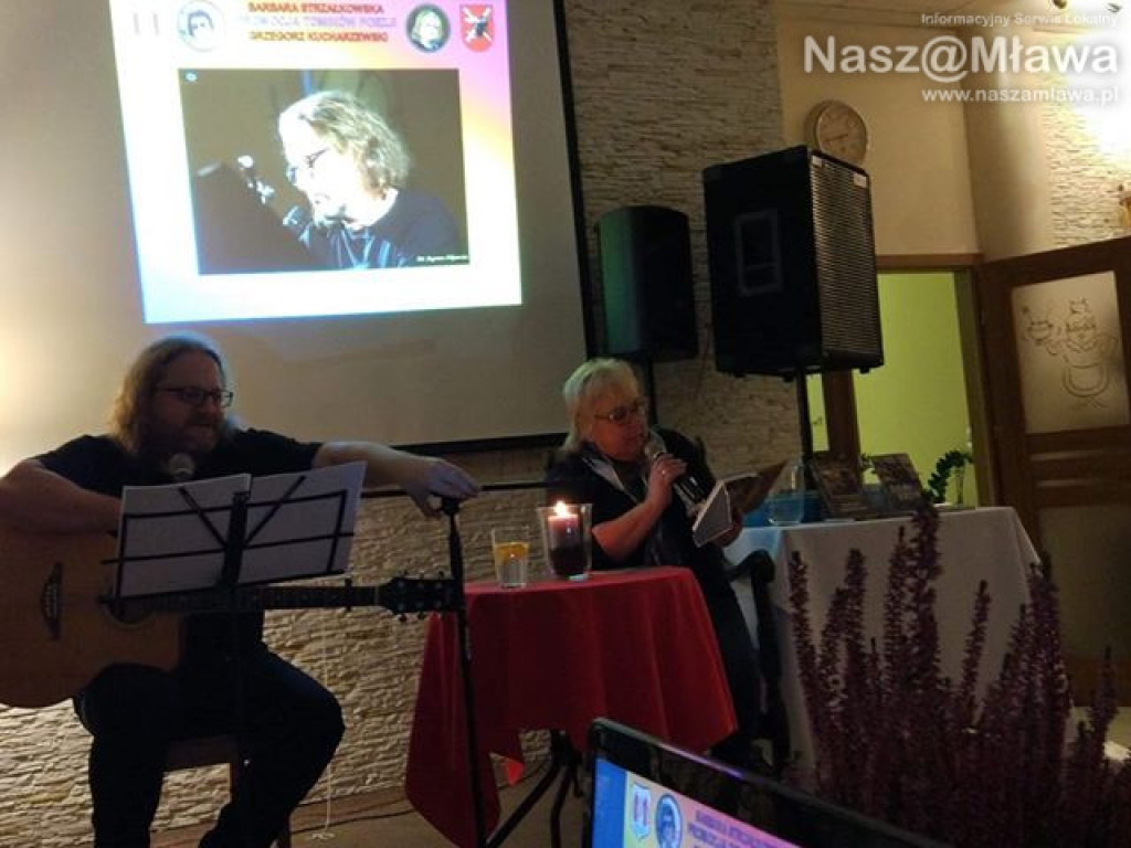 Klimatyczne spotkanie z poezją i muzyką