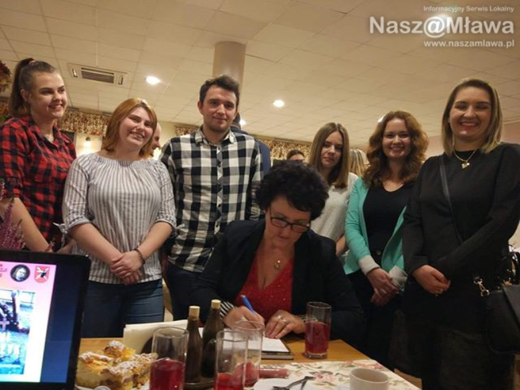 Klimatyczne spotkanie z poezją i muzyką