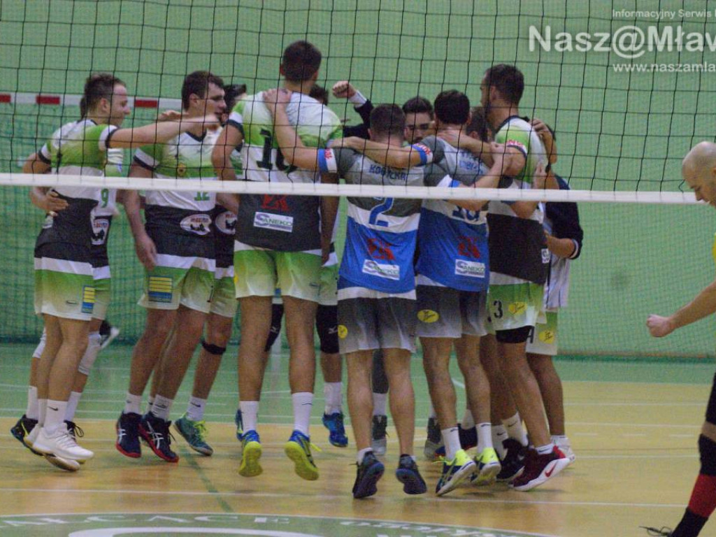 Wicher zawiał. Lider wygrał w trzech setach