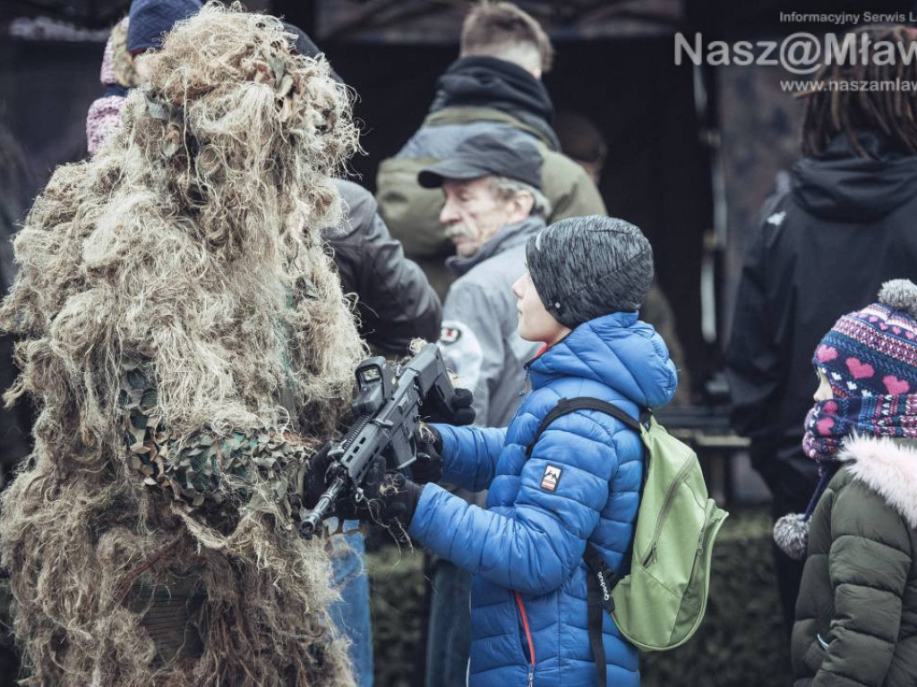 Kolejni mławianie złożyli przysięgę. Wśród żołnierzy m.in. matka z córką