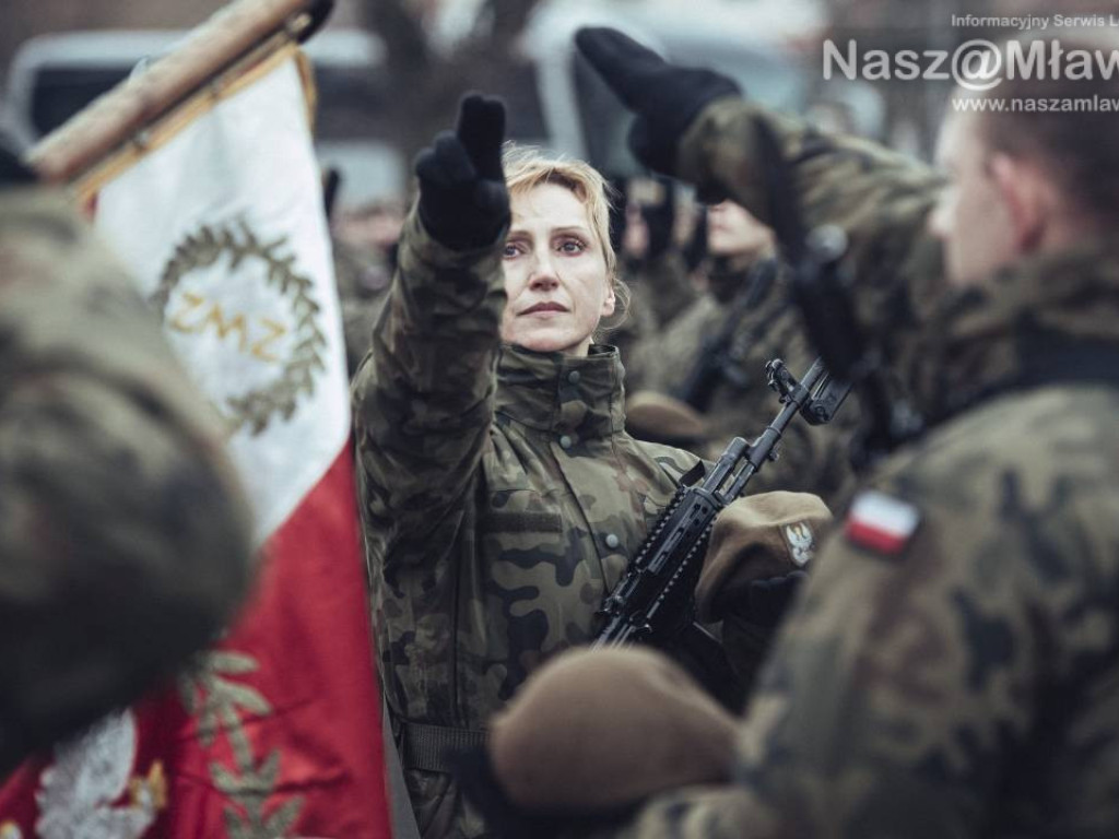 Kolejni mławianie złożyli przysięgę. Wśród żołnierzy m.in. matka z córką