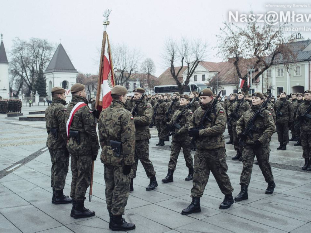 Kolejni mławianie złożyli przysięgę. Wśród żołnierzy m.in. matka z córką