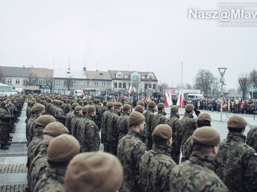 Kolejni mławianie złożyli przysięgę. Wśród żołnierzy m.in. matka z córką