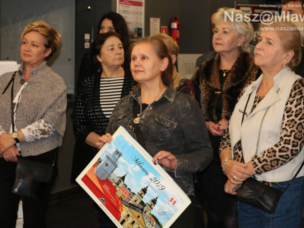 Kalendarz mławskich twórców. Z fotografiami i wierszami