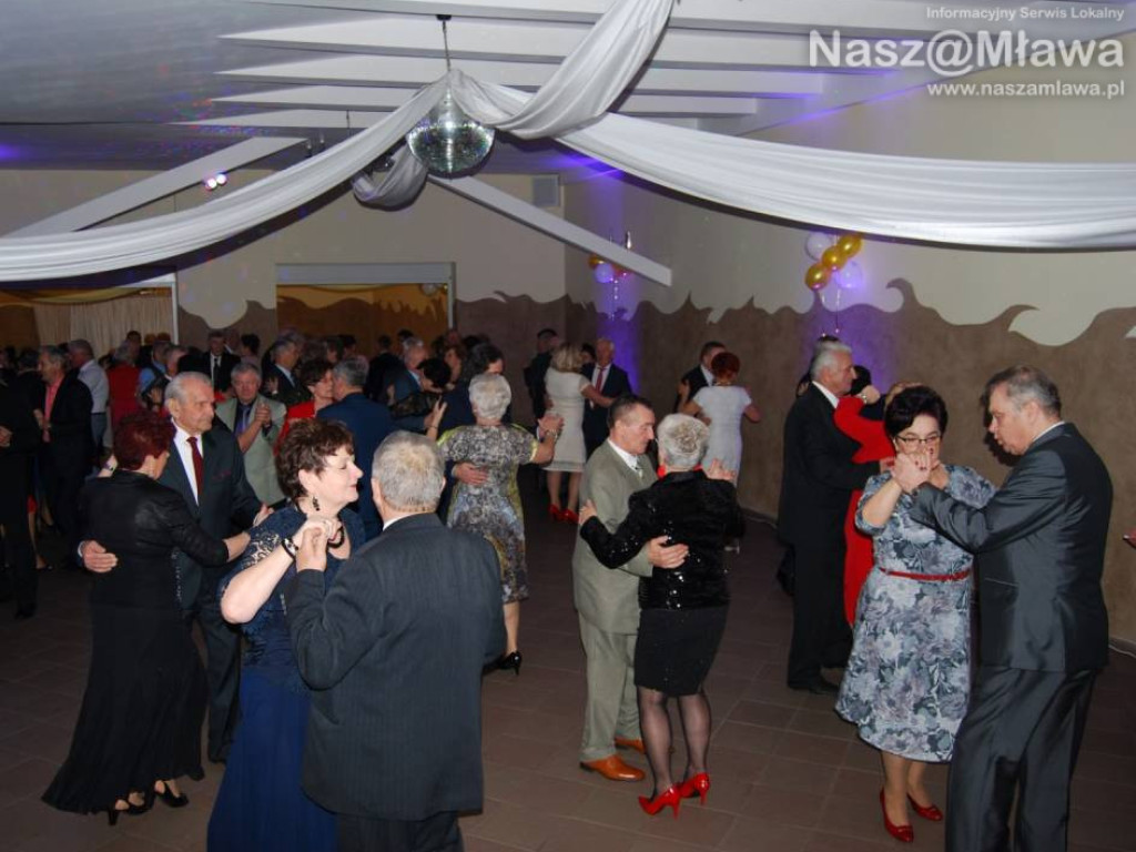 Mławscy seniorzy na Andrzejkach. Zabawa była przednia