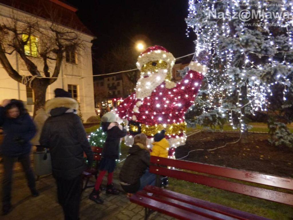 Mikołaj powitał dzieci uśmiechem, tańcem i piosenką [WIDEO]