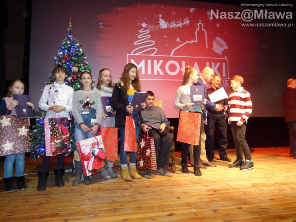 Mikołaj powitał dzieci uśmiechem, tańcem i piosenką [WIDEO]