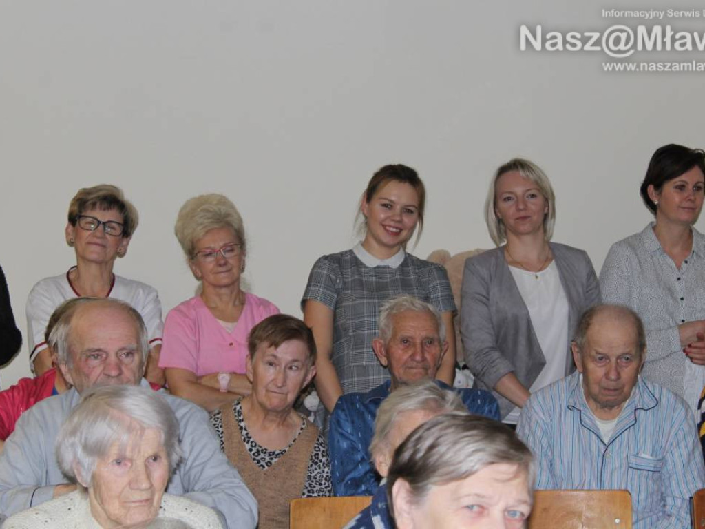Przybyli z dobrą nowiną. Jasełka w mławskim szpitalu