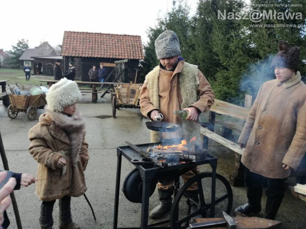 Targowali się, jak przed wojną. Inscenizacja w Radzanowie