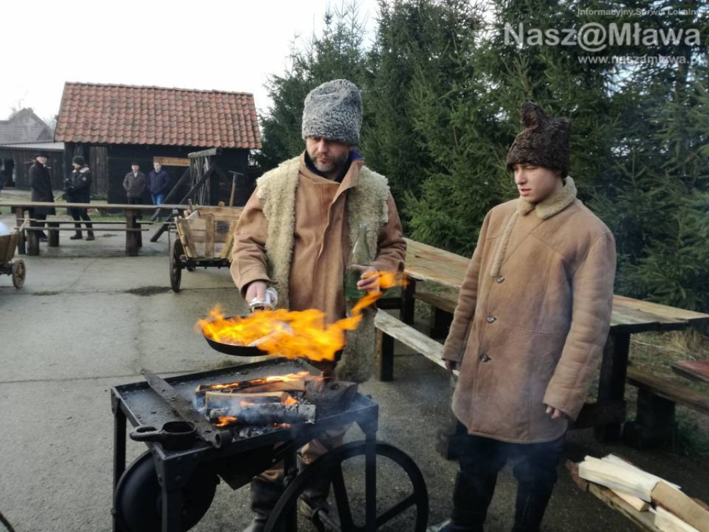Targowali się, jak przed wojną. Inscenizacja w Radzanowie