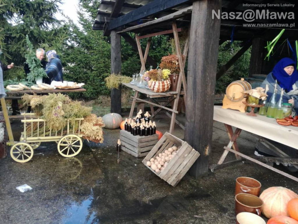 Targowali się, jak przed wojną. Inscenizacja w Radzanowie