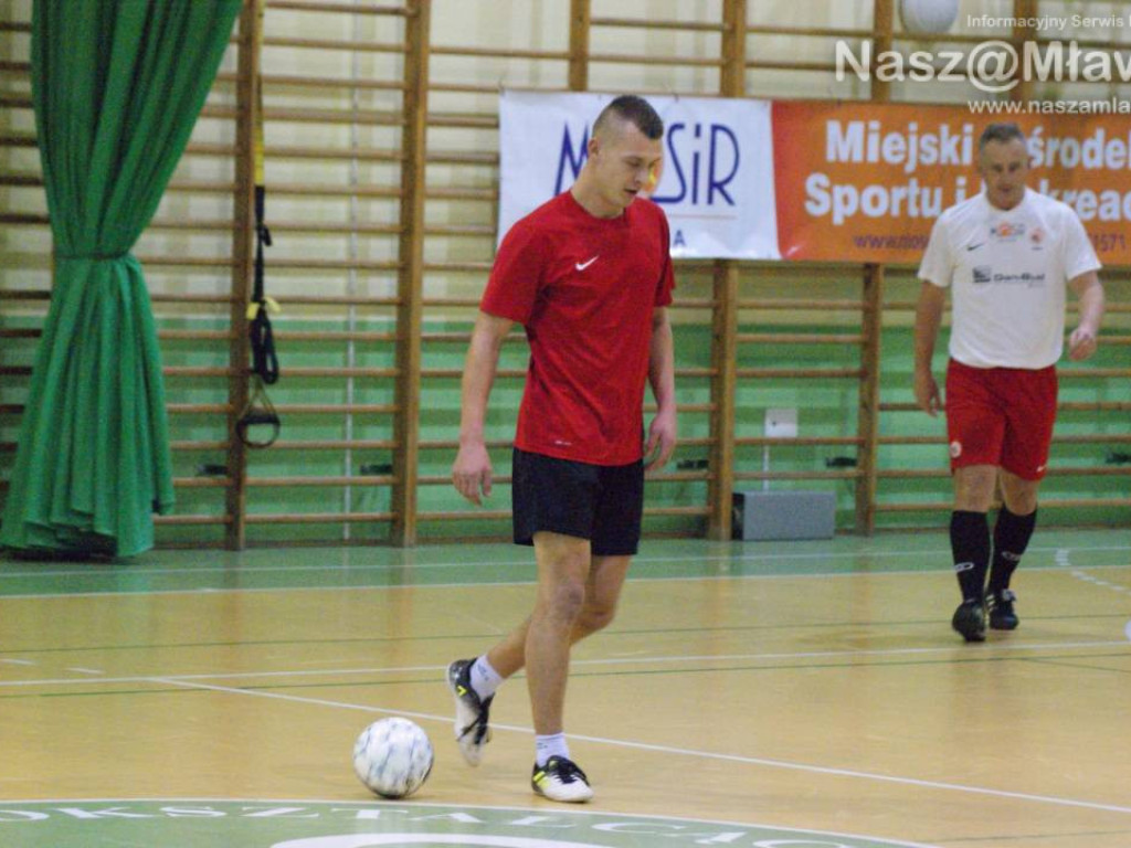 Kępa dogoniła Jokera. Festiwal przestrzelonych karnych