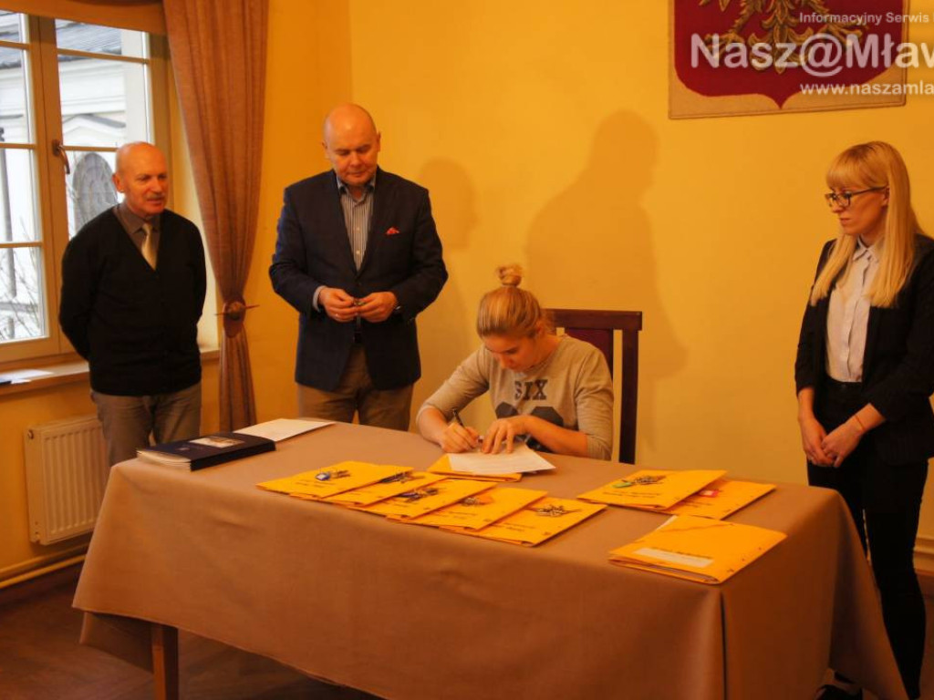 Pod choinkę otrzymali klucze do nowych mieszkań