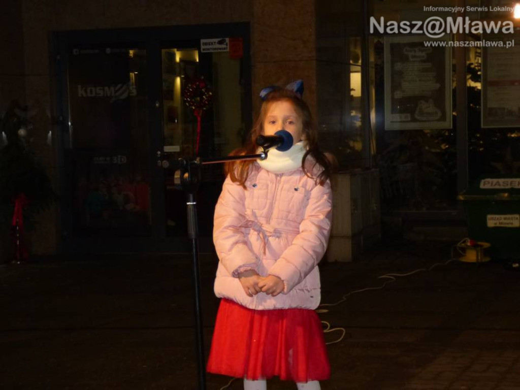 Miejska Wigilia. Duże zainteresowanie wzbudzała stajenka z żywymi zwierzętami