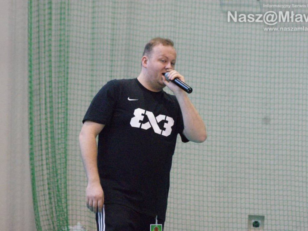 Puchar pojechał za granicę. Młajami obok podium