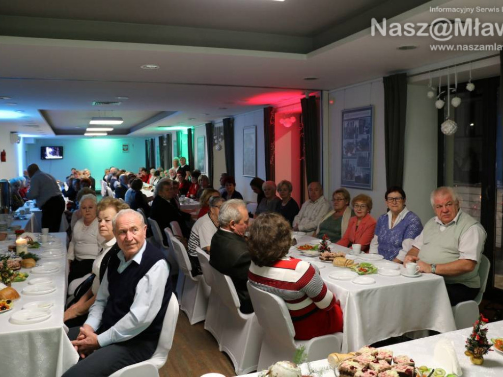 Spotkali się na opłatku w domu kultury