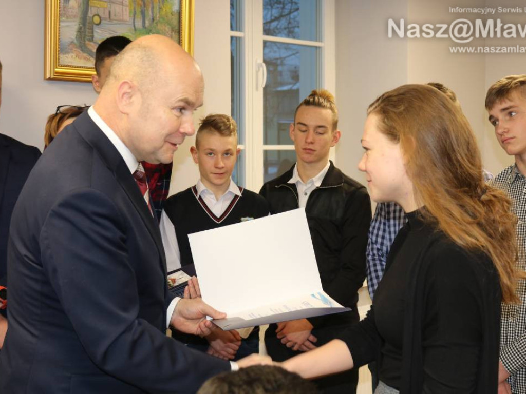 Nagrody dla najzdolniejszych uczniów, studentów i najlepszych sportowców