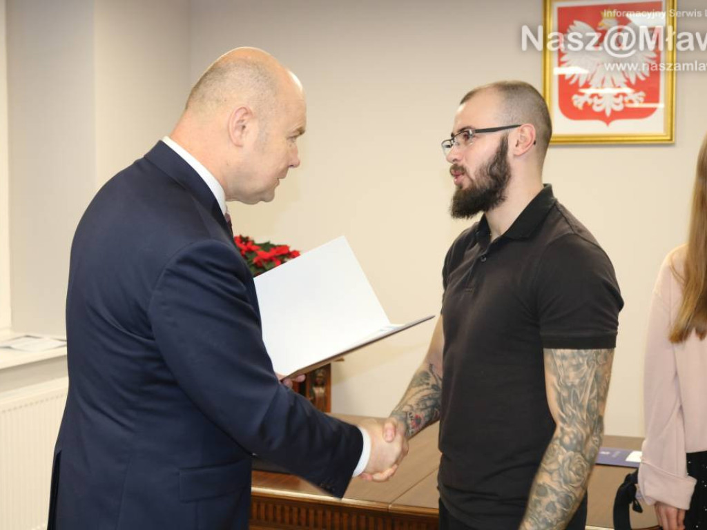 Nagrody dla najzdolniejszych uczniów, studentów i najlepszych sportowców