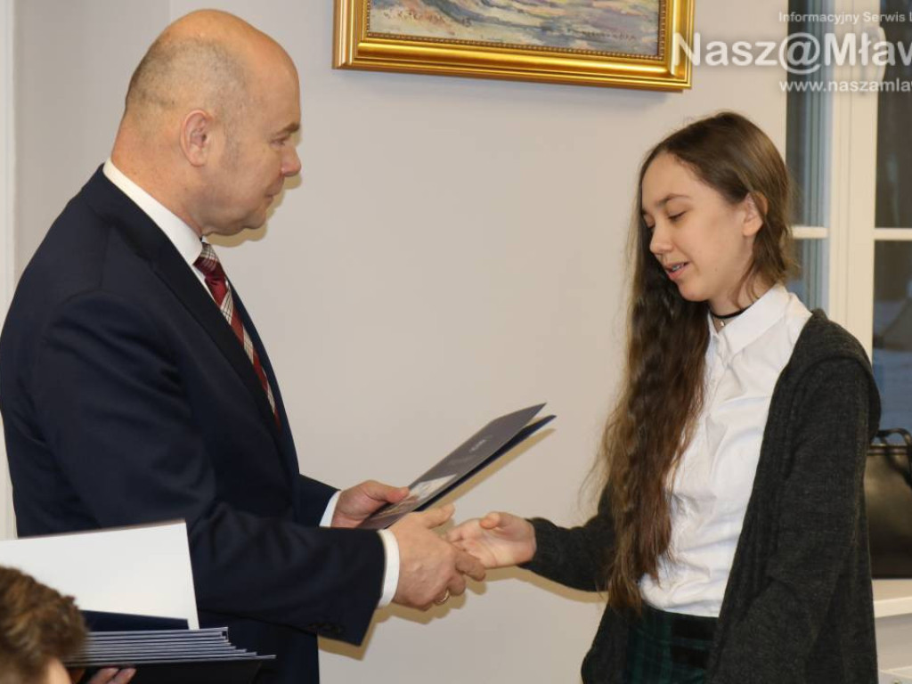 Nagrody dla najzdolniejszych uczniów, studentów i najlepszych sportowców