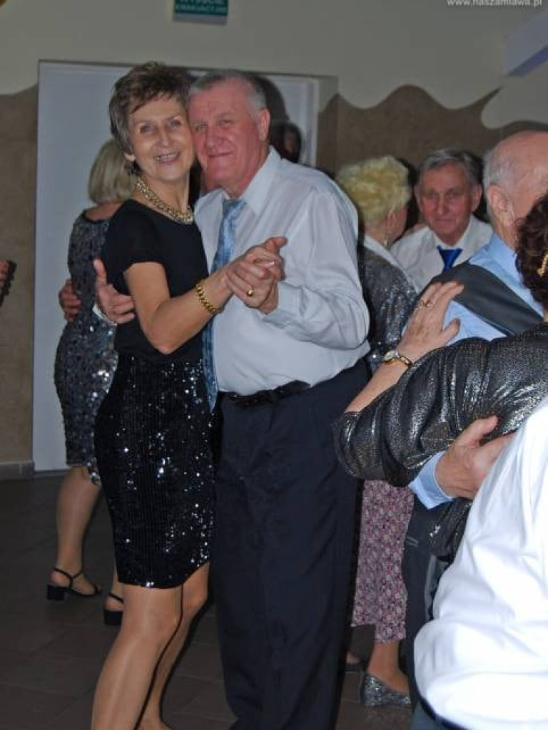 Mławscy seniorzy w szampańskim nastroju 