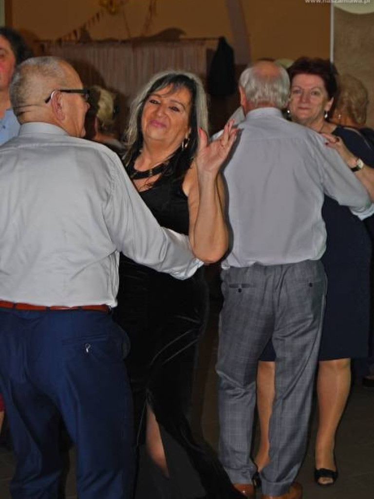 Mławscy seniorzy w szampańskim nastroju 