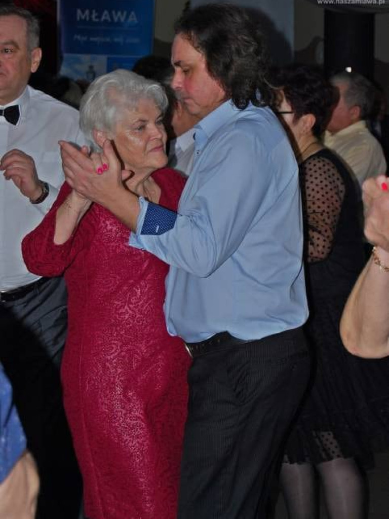 Mławscy seniorzy w szampańskim nastroju 