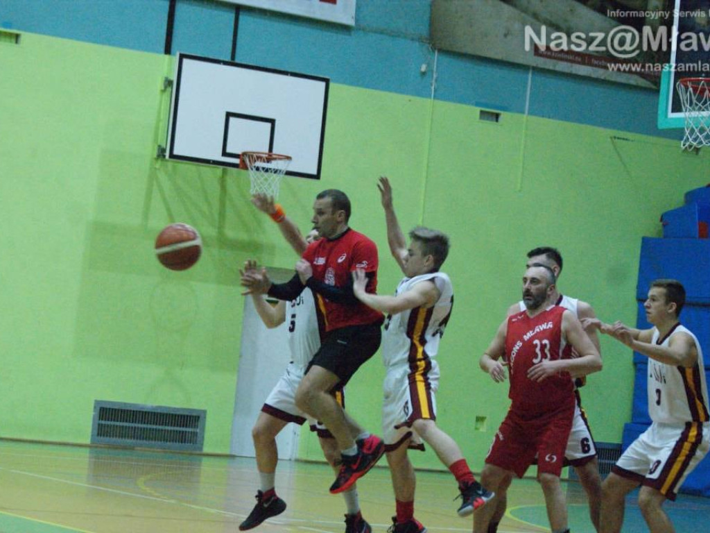 Trzydziestka Chereja, pięć trójek Zakrzewskiego