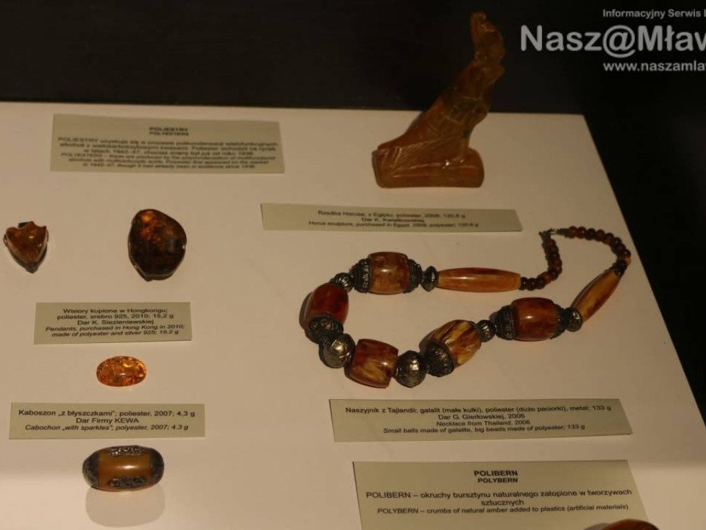 Piękne bursztyny w mławskim muzeum