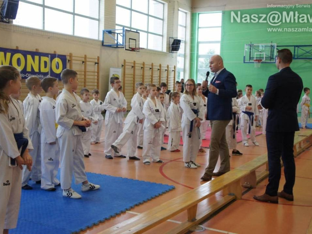Zawody taekwondo w Mławie. Udział wzięła setka sportowców