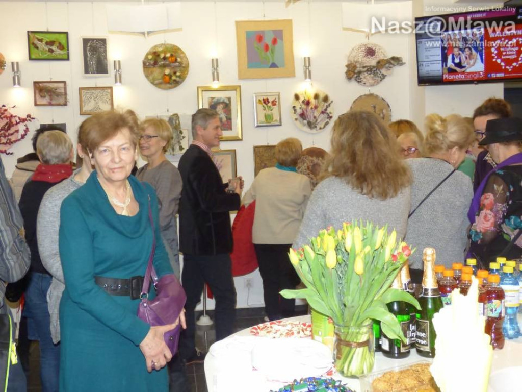 Joanna Rodowicz i Małgorzata Zakrzewska pokazały prace sekcji malarskiej i florystycznej