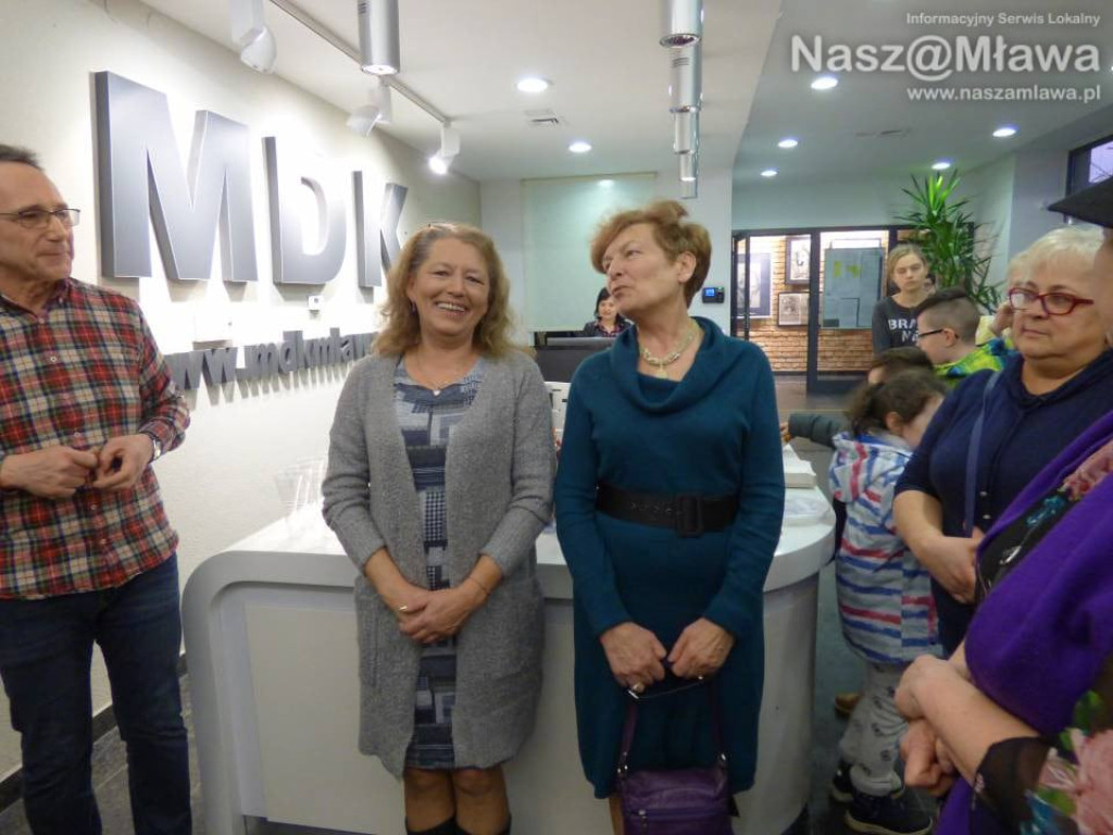 Joanna Rodowicz i Małgorzata Zakrzewska pokazały prace sekcji malarskiej i florystycznej