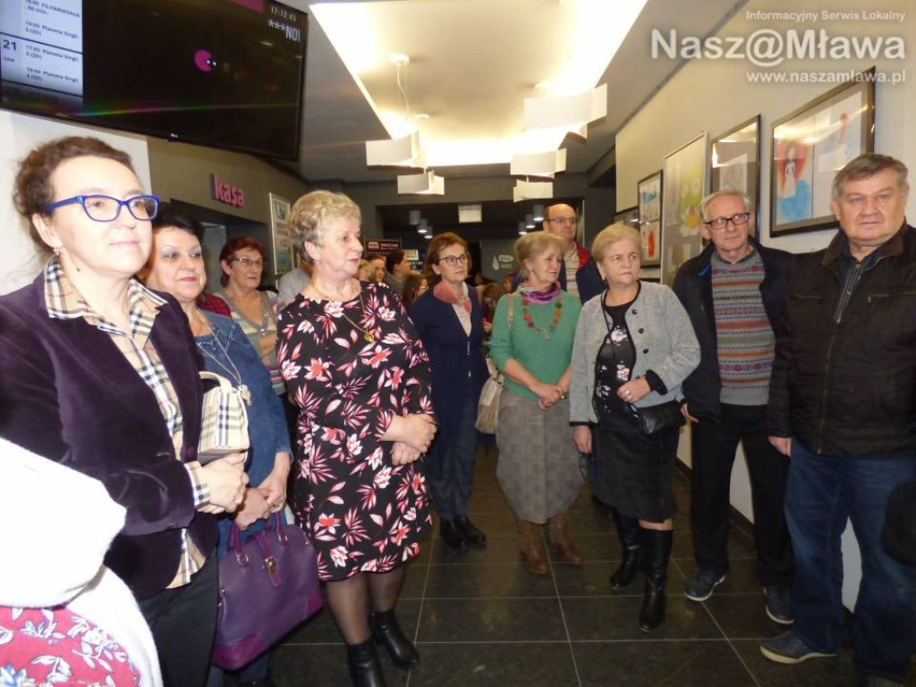 Joanna Rodowicz i Małgorzata Zakrzewska pokazały prace sekcji malarskiej i florystycznej