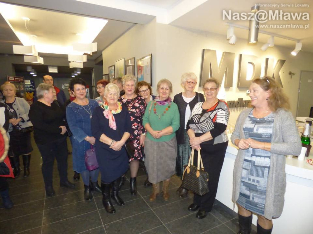 Joanna Rodowicz i Małgorzata Zakrzewska pokazały prace sekcji malarskiej i florystycznej