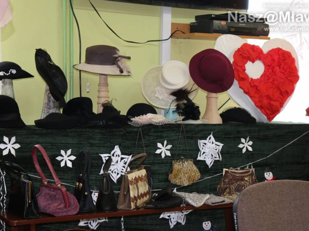 Na starą modłę w bibliotece, czyli powrót do ubiegłego wieku