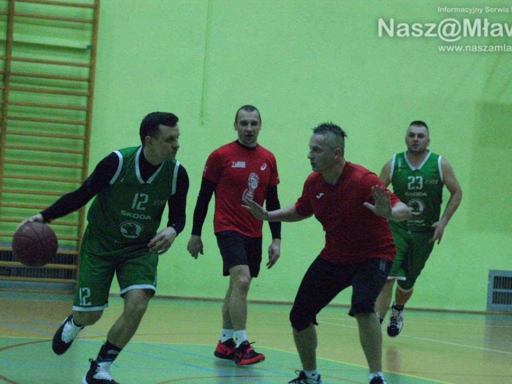 Dragons powalczyli z mistrzami. Novi z niespodzianką