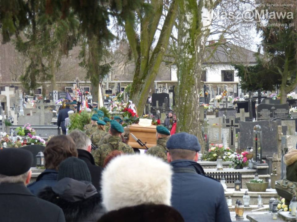 Tłumy na pogrzebie prof. Ryszarda Juszkiewicza. Spoczywaj w pokoju profesorze!