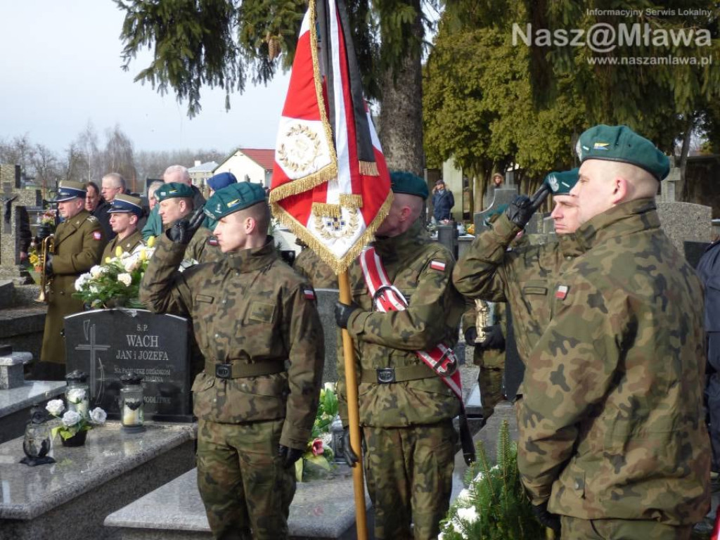 Tłumy na pogrzebie prof. Ryszarda Juszkiewicza. Spoczywaj w pokoju profesorze!