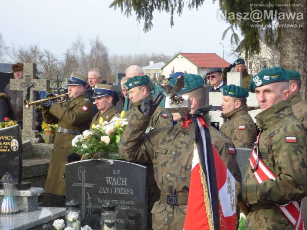 Tłumy na pogrzebie prof. Ryszarda Juszkiewicza. Spoczywaj w pokoju profesorze!
