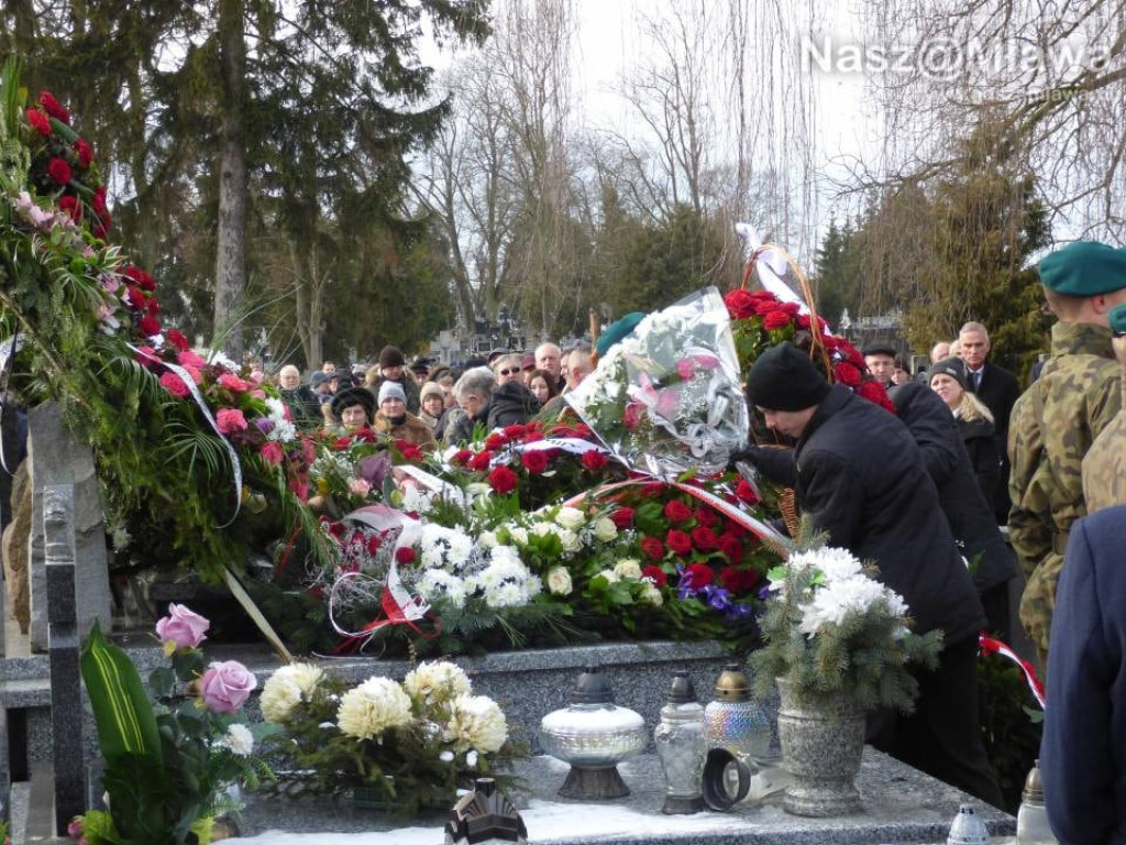 Tłumy na pogrzebie prof. Ryszarda Juszkiewicza. Spoczywaj w pokoju profesorze!