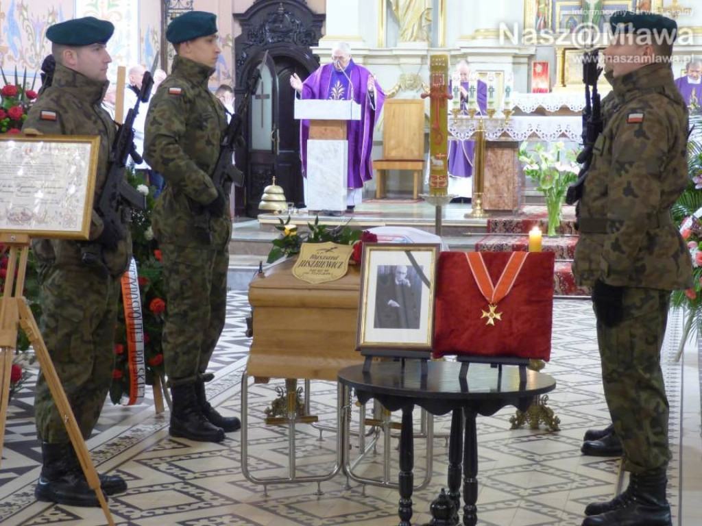 Tłumy na pogrzebie prof. Ryszarda Juszkiewicza. Spoczywaj w pokoju profesorze!