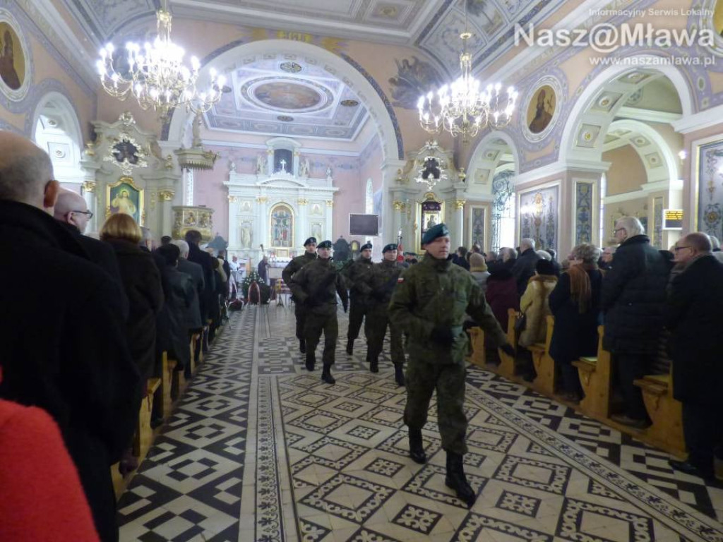 Tłumy na pogrzebie prof. Ryszarda Juszkiewicza. Spoczywaj w pokoju profesorze!