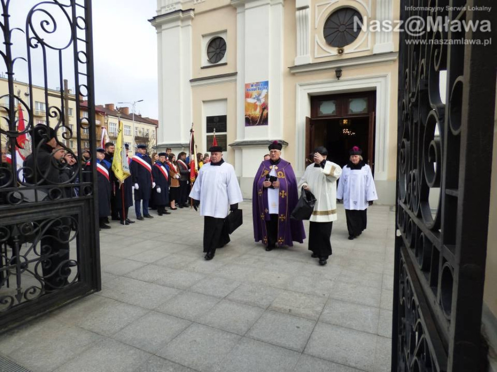 Tłumy na pogrzebie prof. Ryszarda Juszkiewicza. Spoczywaj w pokoju profesorze!