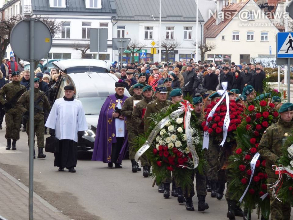 Tłumy na pogrzebie prof. Ryszarda Juszkiewicza. Spoczywaj w pokoju profesorze!