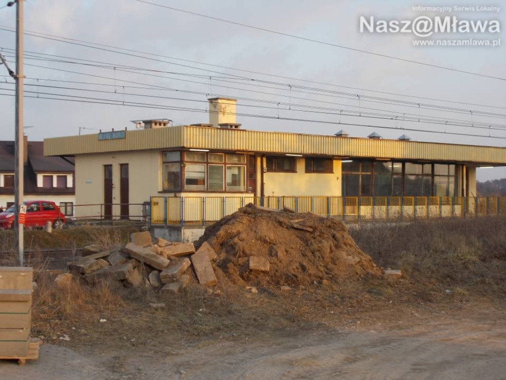 Przy Szreńskiej budują chodnik. Mieszkańcy doczekali się