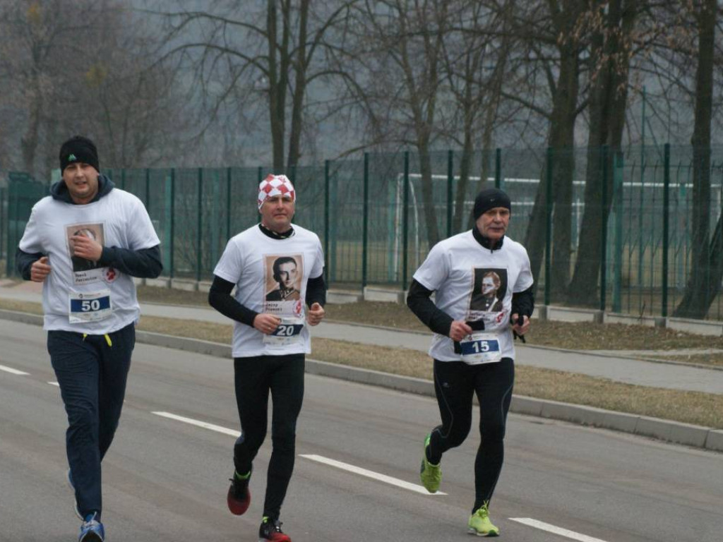 Pobiegli dla żołnierzy wyklętych. Zabrakło numerów startowych