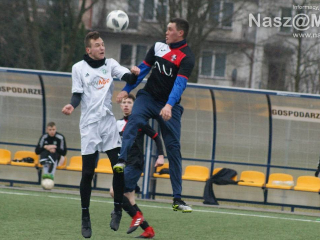 Mławianka blisko dwucyfrówki. Hat-trick Tomczaka