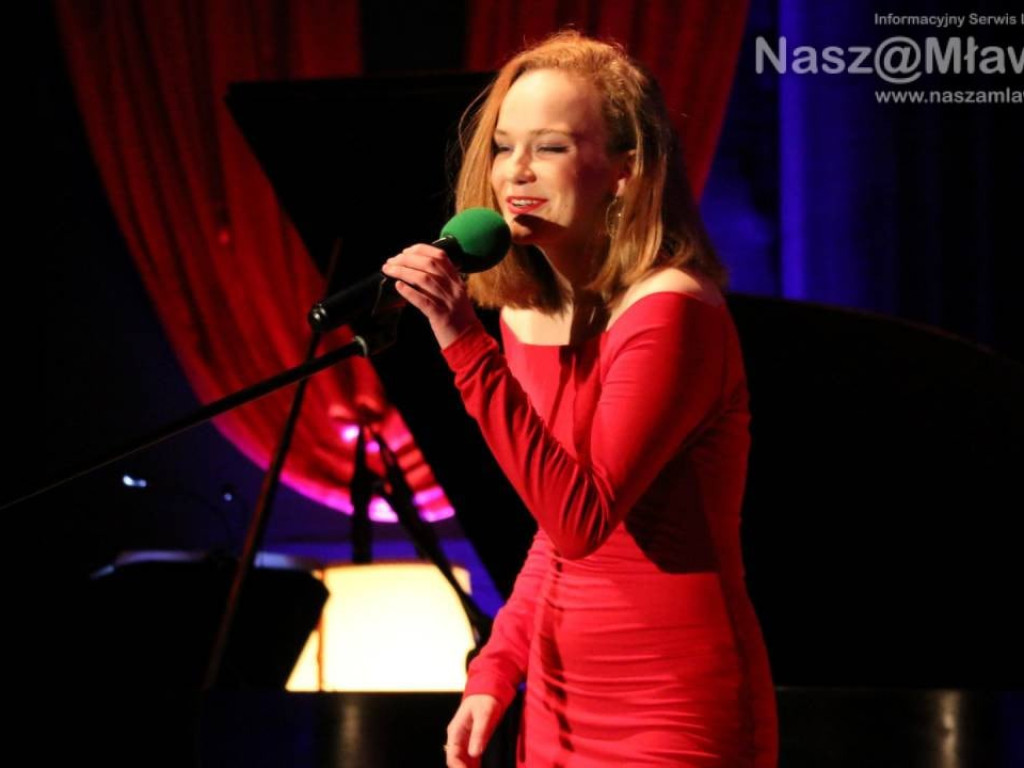 Koncert z okazji Dnia Kobiet [ ZDJĘCIA]